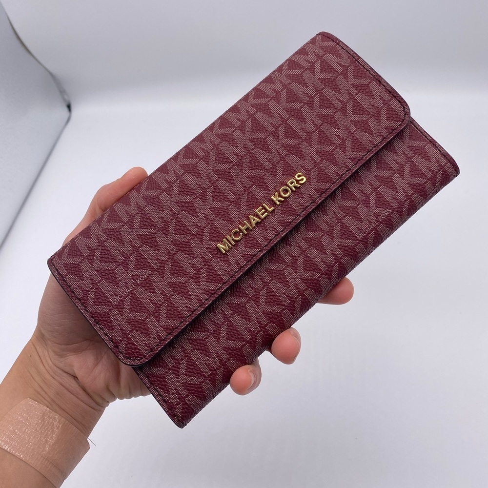 Michael Kors wallet